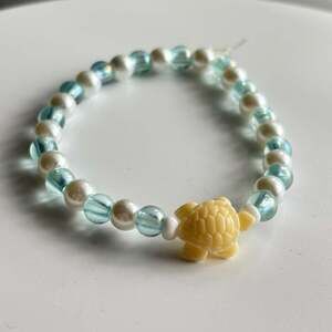 Beaded Turtle Charm Bracelet with Blue and White Faux Pearl Beads